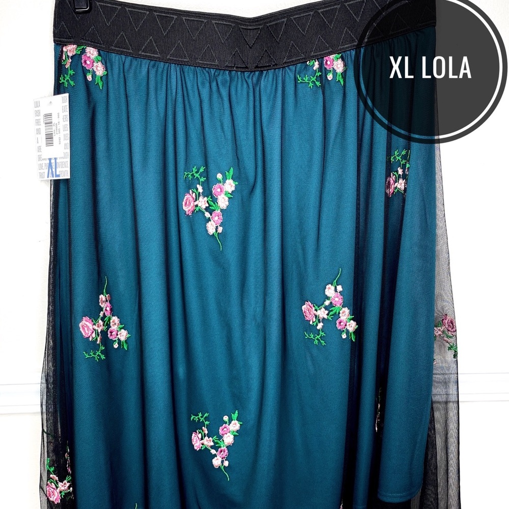 Lularoe Lola